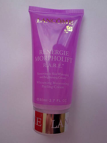 Купить ТОНИЗИРУЮЩИЙ и УВЛАЖНЯЮЩИЙ пилинг-крем Lancome renergie ...