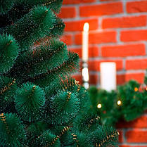 Сосна штучна 1,50 м із білими кінчиками, Святкова новорічна ялинка з інеєм, фото 3