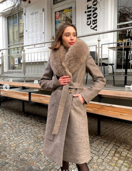 Шикарне тепле зимове пальто з хутряним коміром, фото 1