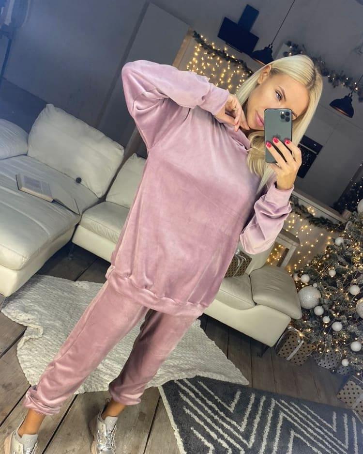 Жіночий плюшевий костюм oversize з капюшоном