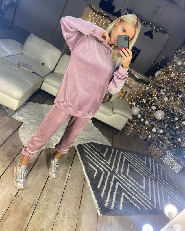 Женский плюшевый костюм oversize с капюшоном