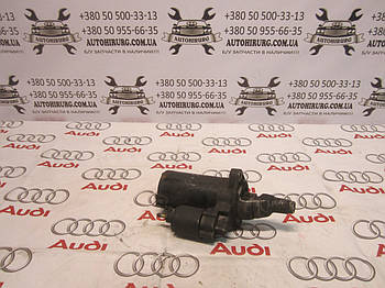 Стартер AUDI A4 B6 (059911023)