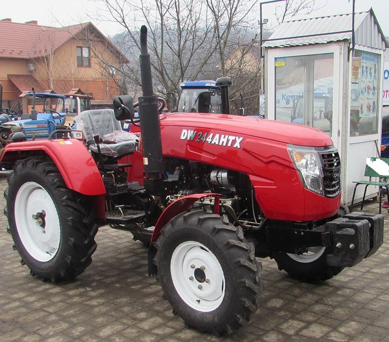 Міні-трактор DW-244AHTX RED
