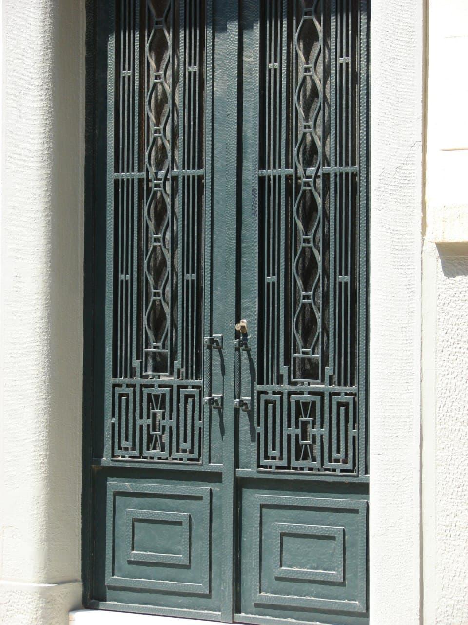 Входные двери с кованными элементами. Изготовление входных калиток на заказ(уточняйте стоимость!) - фото 1 - id-p1307506016