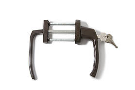 Ручка балконна з вузькою зовнішньою розеткою 15мм із ключиком