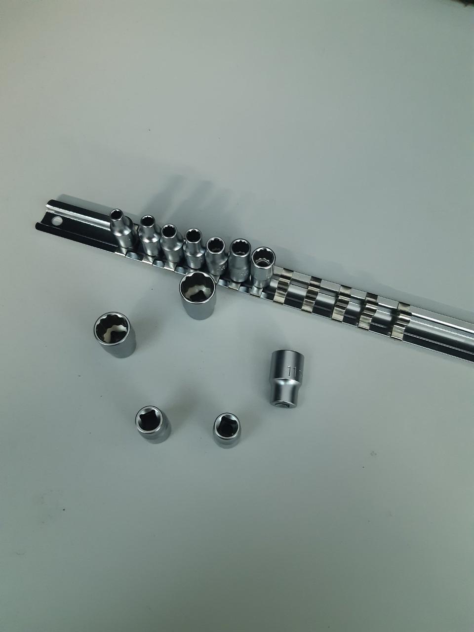 Набір головок 12-гр. 1/4" 12ед. 4~13мм (на планці) GAAQ0801U-12 TOPTUL