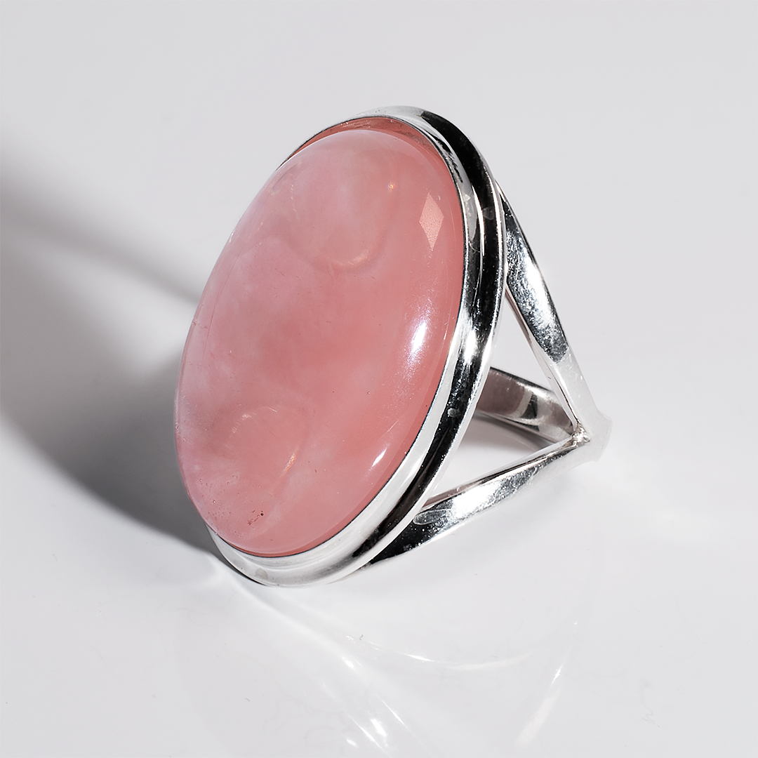 Срібне кільце з полуничним кварцем, 25*18 мм, 1594КК