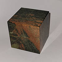 Куб из редкого камня (Унакит)