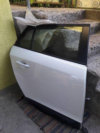 Двері задні праві Рено Меган 3 універсал, фото 1