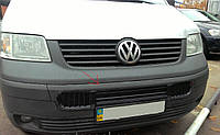 Зимняя накладка на решетку радиатора (глянцевая) Volkswagen T5 2003-2009 (бампер длинная на 3 решетки)