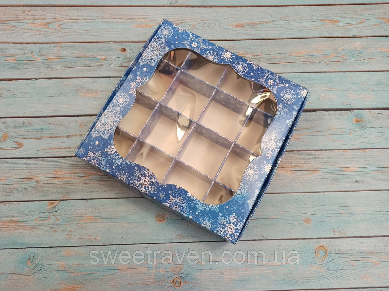 Коробка для 16 цукерок Сніжинки (150*150*30 мм.), фото 1