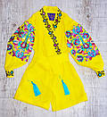 Дитячий комбінезон вишитий на льоні, вишитий одяг індивідуального пошиття, жовтий комбез літній, фото 2