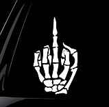 Наклейка для автомобіля череп середній палець чорний колір 3D 10*15 см, фото 4