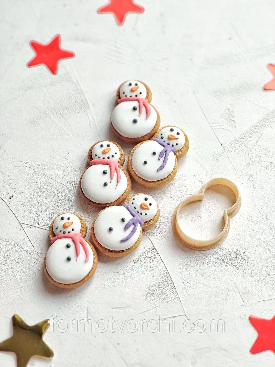 3D формочки-вирубки для пряників "Сніговик міні"