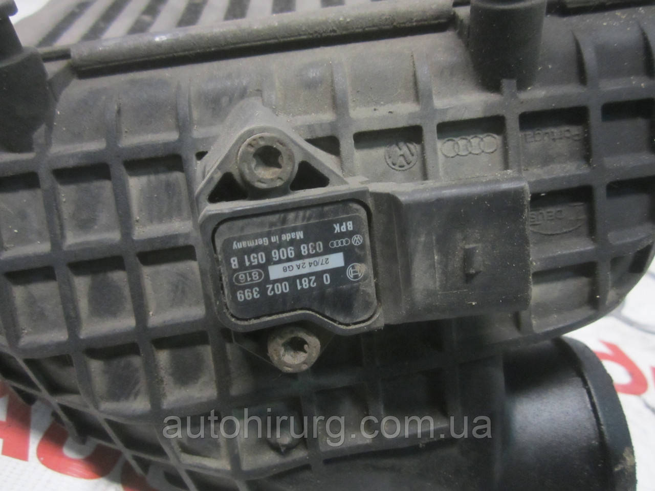 Датчик тиску наддуву AUDI A4 B6 (038906051 / 0281002399)