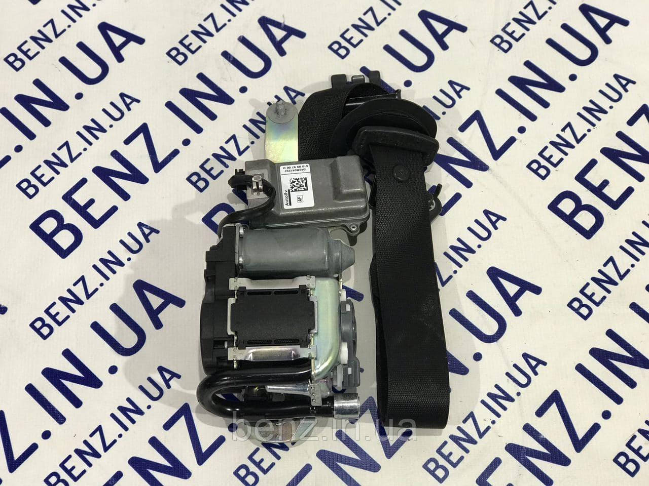 Ремінь безпеки передній лівий Mercedes W204, S204 A2048606785