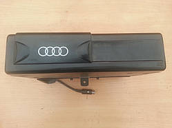 Оригінальний cd-челенжер Audi 100 A6 C4 91-97г