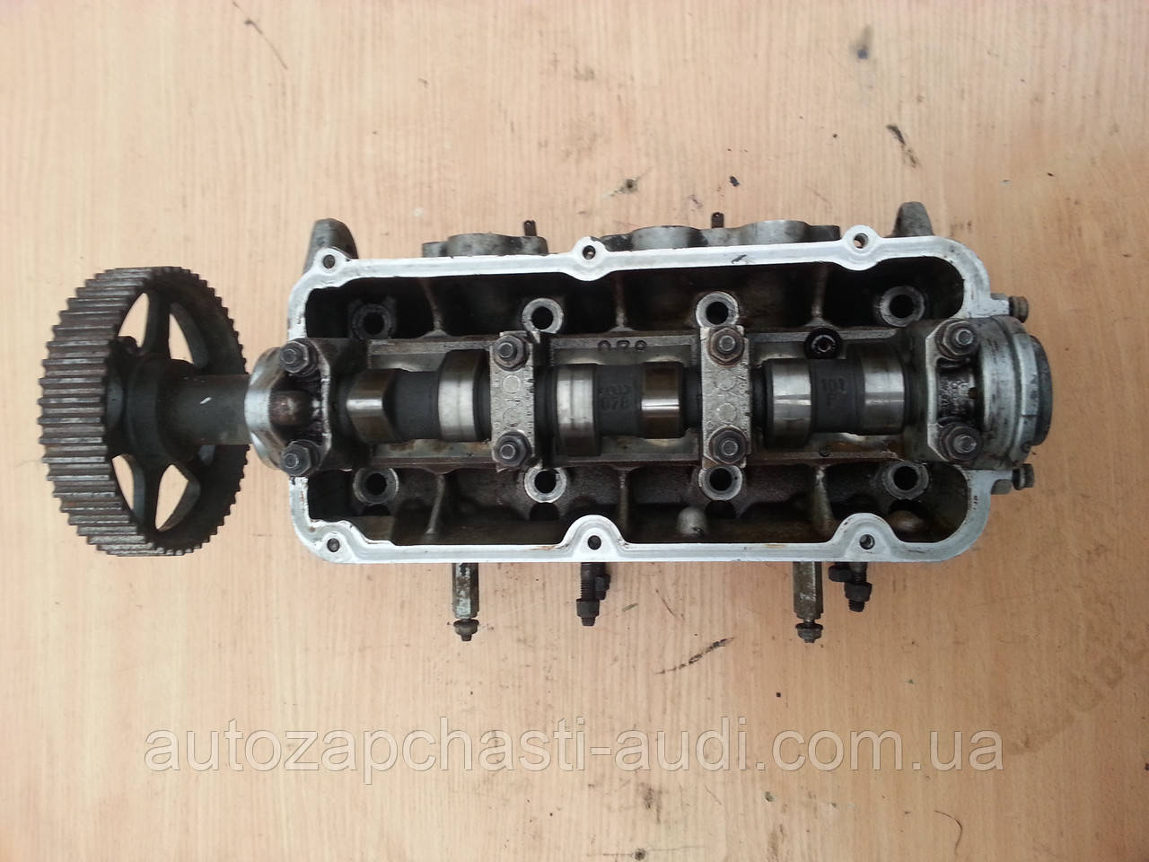 Ліва головка блока циліндрів 2.6 ABC Audi 100 A6 C4 91-97г, фото 1