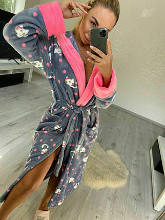 Довгий теплий жіночий домашній махровий халат із котами, фото 1