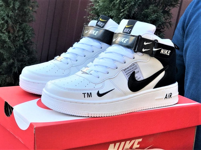 Кросівки Найк Аір Форс чоловічі білі демісезонні Nike Air Force білі з чорним демісезонні Чоловічі зимові черевики nike air force, демісезонні теплі шкіряні високі кросівки в стилі найк на кожен день, Nike air force