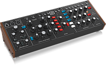 Аналоговий синтезатор Behringer Model D