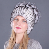 Біла з чорним напиленням жіноча шапка з хутра кролика Рекс і чорнобурки