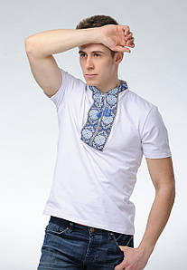 Чоловіча вишита футболка на короткий рукав в етно стилі «Гуцульська (блакитна вишивка)»