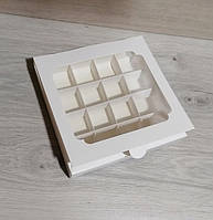 Коробка для конфет 16 шт белая + окно