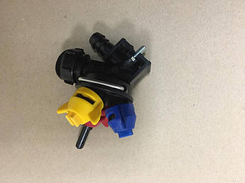 Форсунка потрійна кінцева до оприскувачі