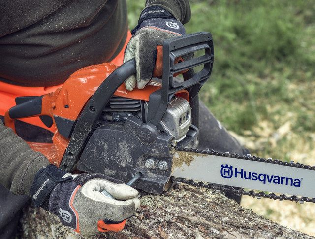 Магнієва кришка бензопили Husqvarna 135 Mark II