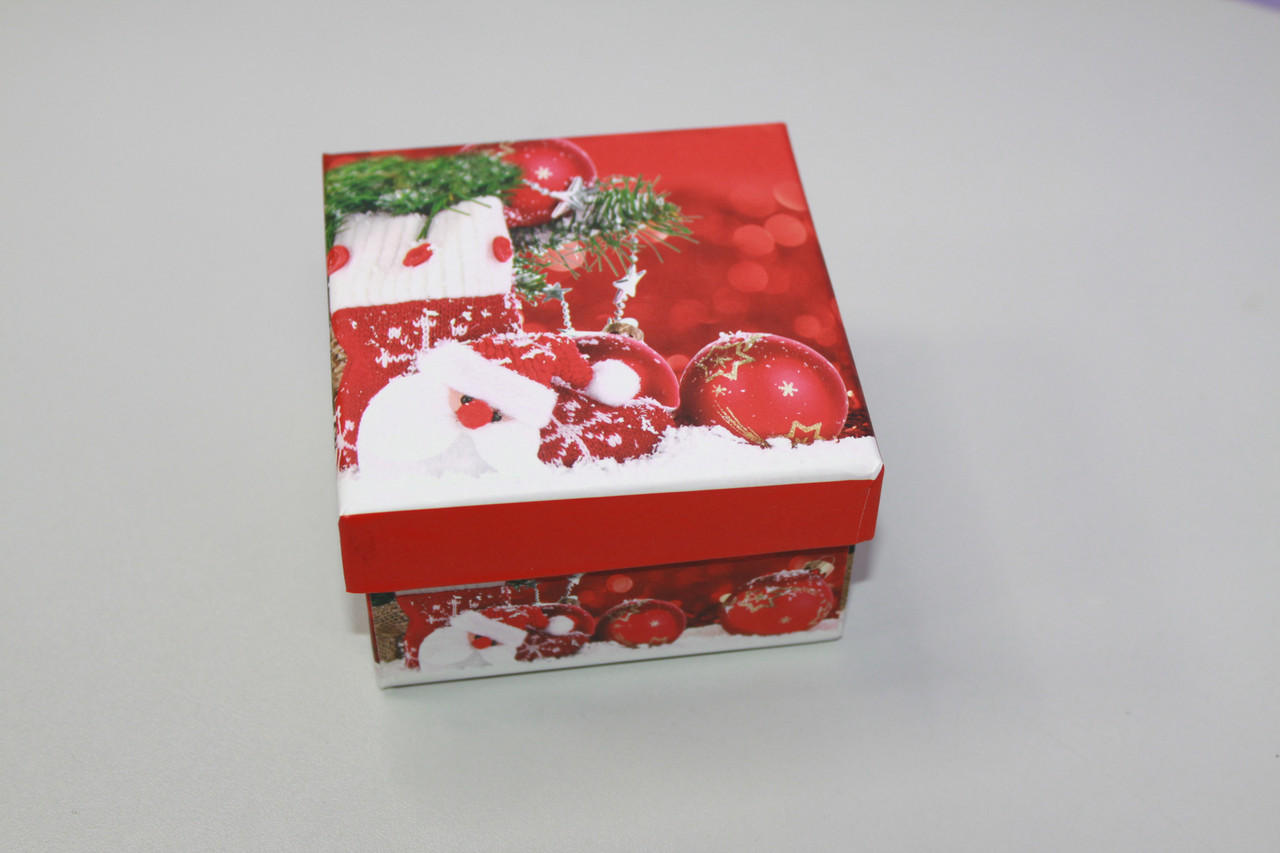 Коробочка подарункова новорічна квадратна з малюнком 9 см, фото 1