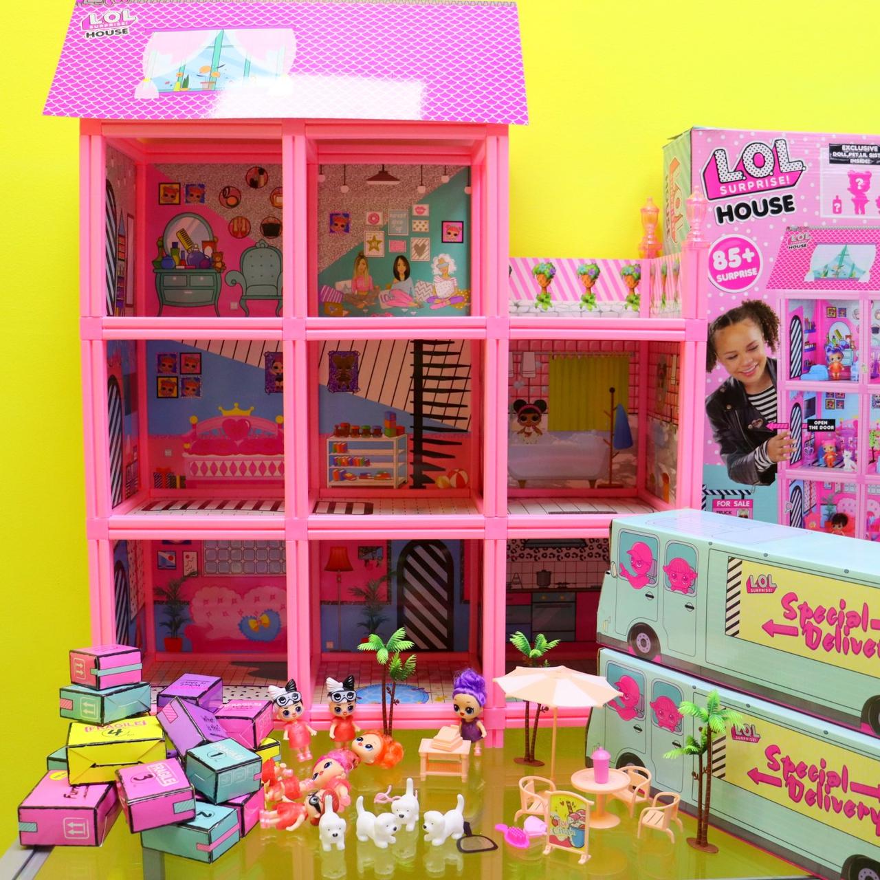 8366 Будиночок для ляльок маленьких в коробці