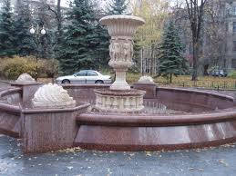 Фонтани з натурального каменю