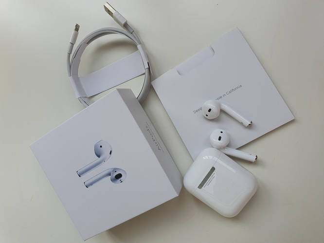 Наушники Apple AirPods 2 Wireless Charging Bleutooth Гарнитура ...