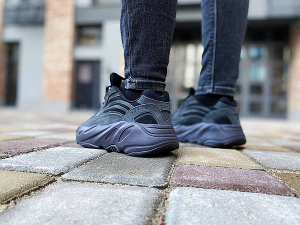 Adidas Yeezy Boost 700 V2 Vanta FU6684 38 Airpac .ua 1312988893