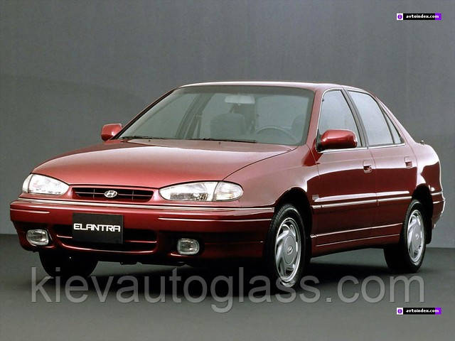Лобове скло на HYUNDAI ELANTRA 1995-99 р. в.
