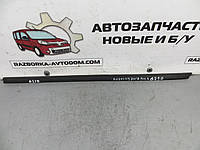 Уплотнитель стекла двери внутренний передний правый Peugeot 307 (2001-2008) ОЕ: 9310 H8