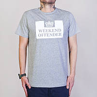 Футболка Weekend offender