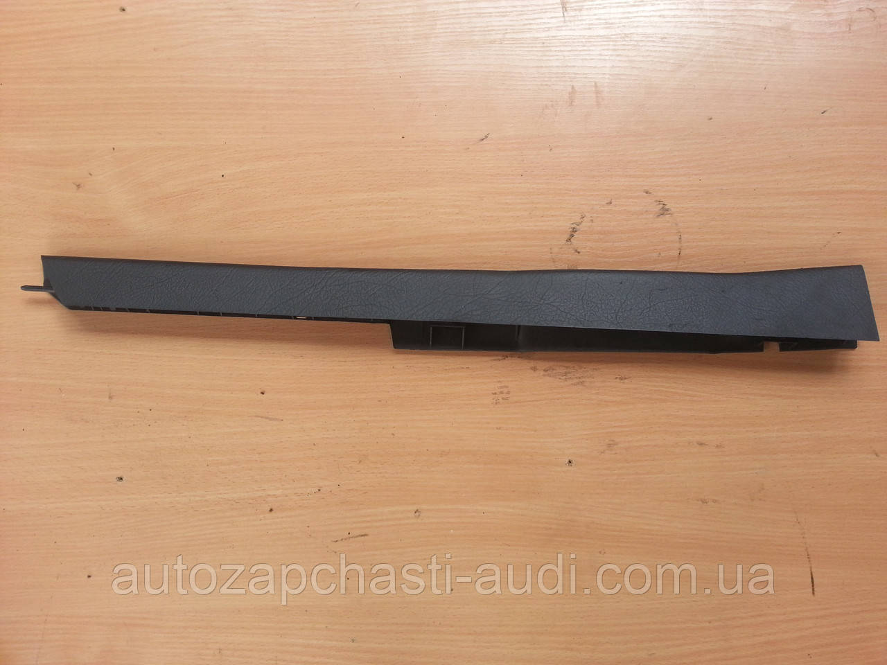 Планка торпеди під щитком приладів Audi 100 A6 C4 91-97г, фото 1