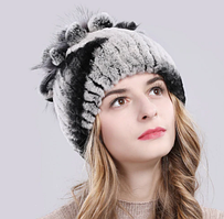 Новинки сезону. Хутряні шапки з кролика рекс, з елементами чорнобурки, лисиці