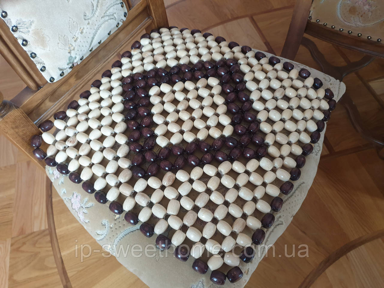 Масажер дерев'яний для авто-крісла