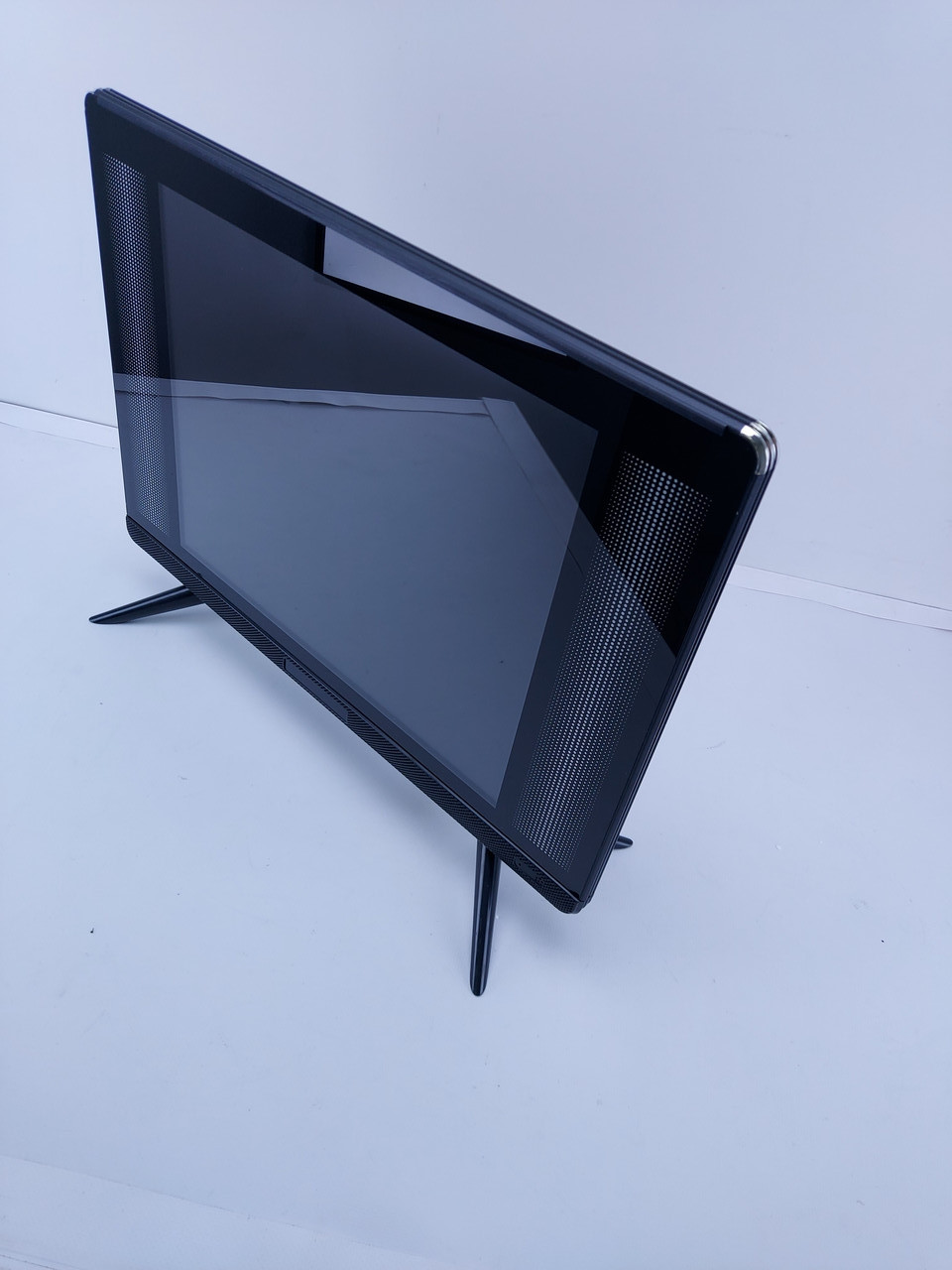 Телевізор LED TV 19" HD Ready DVB-T2 HDMI