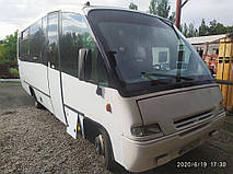 Производство и замена лобового стекла триплекс на автобусе UNVI Xeito на шасси IVECO TurboDaily 59E12 в Никополе (Украина). 1