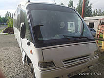 Производство и замена лобового стекла триплекс на автобусе UNVI Xeito на шасси IVECO TurboDaily 59E12 в Никополе (Украина). 7