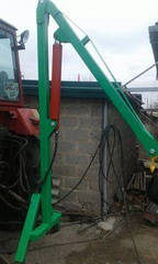 Кран-манипулятор к тракторной навеске