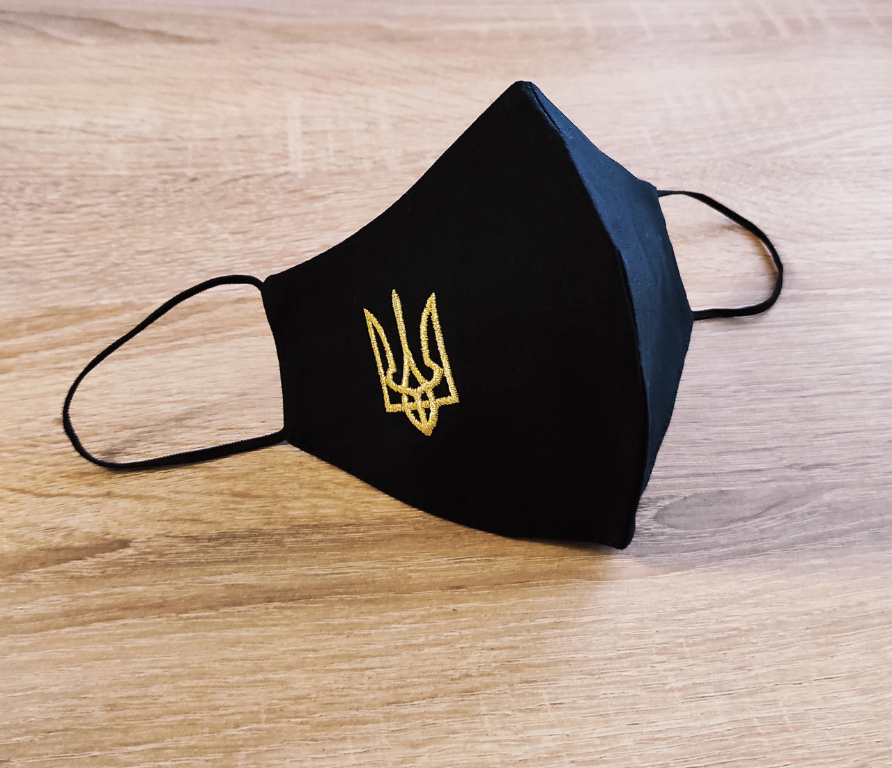 Маска Тризуб