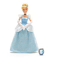 Лялька Cinderella Classic Попелюшка з кулоном Cinderella Classic Doll with Pendant