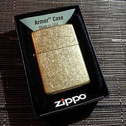 Запальничка Zippo Armor Tumbled Brass 28496 (28496)