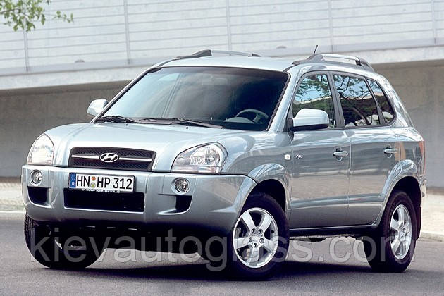 Лобове скло на HYUNDAI TUCSON 2004-15 г.