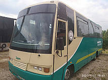 Производство и замена лобового стекла триплекс на автобусе Ferqui Narcea на шасси Mercedes-Benz O1117L в Никополе (Украина). 4